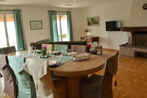 Maisons de vacances Gites Les 2 Fontaines : photos des chambres