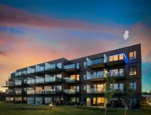 Two bedroom apartment, top floor, stunning views - Toverud