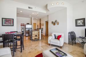 Ocean Grove 902 - Pelican View