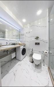 Crystal DeLuxe, Four Seasons F2, New Gudauri