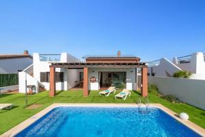 Villa Fakay by Villa Plus