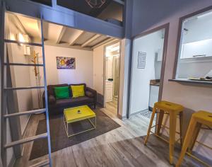 Yellow Studio - Poitiers Coeur de ville