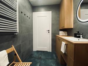 Apartament Dekerta free parking duży taras smart tv