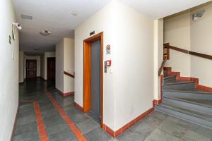Rosa Edifício Mont Serrat