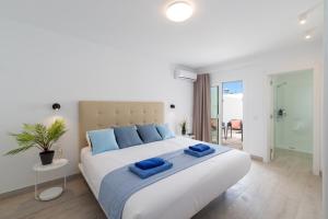 Villa La Nueva by Villa Plus