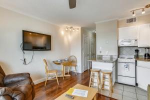 Casa Del Mar 202 - Sol and Sand