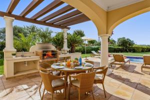 Villa Monte Rei 29 by Villa Plus