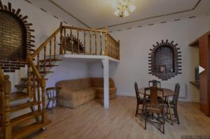 Затишна в центрі