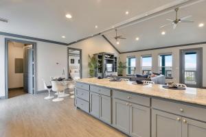 Honu Beachfront by Ryson Vacation Rentals