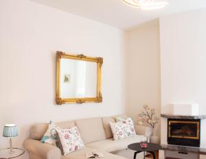 FLAT 33 - Pool, Park, Tennis
