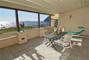 Appartamento con 1 Camera da Letto e Vista Mare