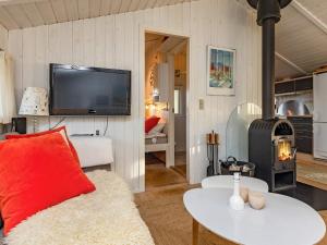4 person holiday home in Ålbæk-By Traum