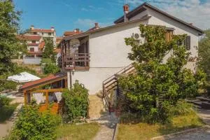 Apartments and rooms with a swimming pool Pjescana Uvala, Pula - 19690 - Pješčana Uvala 