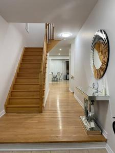Luxury 4-Bedrooms Home…