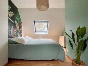 Holiday Home in Terenez with Sea Views