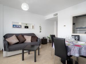 2258-Superb 1 bedroom-terrace and sea view