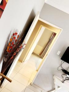 MAKWATAMBANI GUEST MANOR