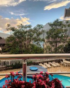 Mosaic Penthouse Condo with Sea View