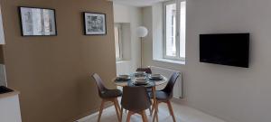 APPARTEMENT LE PHARE AU PIED DU PORT