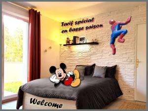 Salle de jeux enfant 10min de disney transport en commun 6 couchages