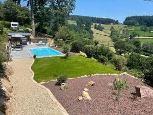 Gezellige luxe caravan met zwembad in zuid- Bourgogne - Chassigny-sous-Dun