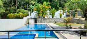 Healand Holiday Bungalow and Restaurant