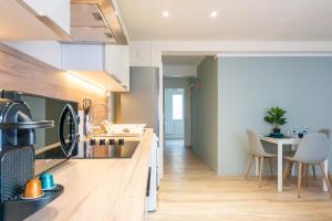 Appartements **Le Classique** - Appartement 40m² a 500m de la Place d'Armes de Douai : photos des chambres