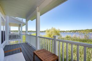 Luxurious Home on Lake Kalamazoo