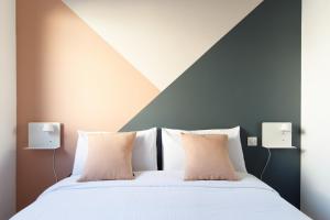 Citybeach SOHA- Rue dAntibes - 2 BdR 2 BthR 1 toil - Clim Terrace Parking Elevator