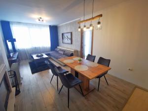 Viva 4 Apartment ski to the door complex Grand Monastery Pamporovo