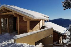 Chalets Chalet Luxe Piscine chauffee, vue lac, 400m pistes : photos des chambres