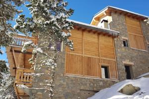 Chalets Chalet Luxe Piscine chauffee, vue lac, 400m pistes : photos des chambres