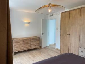 Magnifique appartement climatisé de 87m², à 100m de la plage