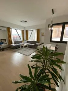 Luxurious and Spacious Apartment in Diamond Garden Building - Ždanec