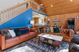 STARGAZER-Your Luxurious Cozy Affordable Getaway