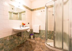 Villa Malaya con 2 piscine per 18 persone img60