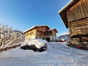Gästehaus Bergwald - Pötscherjahringerhof - Tauer