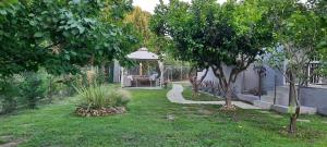 Seaside house for 8 close to Olympia & the beach