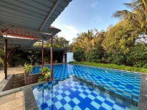 Stay Leisurely Organic Brew Pool 2BHK, Karjat