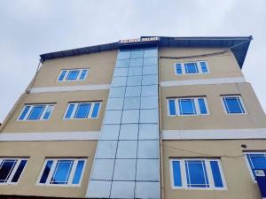 Gulshan Palace By Seven Hills Srinagar By Him Haults Hospitality