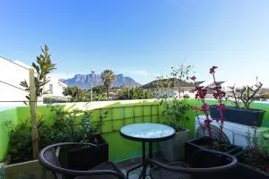 Camdene Guesthouse - Manenberg Camdene Guesthouse - Manenberg