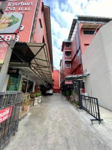 Ratanawong Place 804