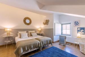 Localtraveling Chiado Trindade