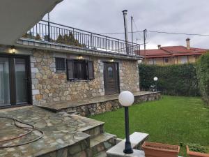 Stymfalia stone house