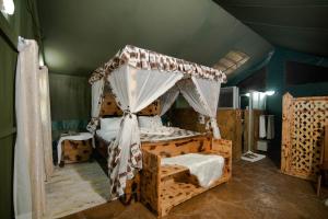 Stedmak Gardens Karen