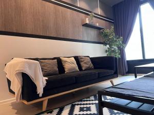 Mont Kiara Luxury 1Bedroom Arcoris SOHO Netflix 1-4 pax