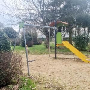Campings Bungalow 6 pers. pres du puy du fou : photos des chambres