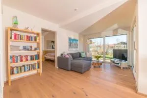 Helle Wohnung mit Bergblick & eigener Terrasse - Hechenberg