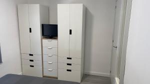 Fantastico Bajo con patio junto a la playa