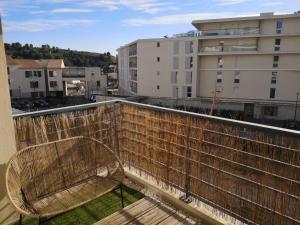 Appartements T2 tout neuf avec Parking a 10km d'Aix et Marseille : photos des chambres